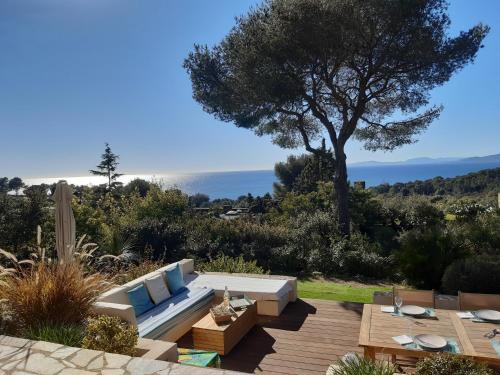 Facilities, VILLA ANADINE - Aiguebonne BOULOURIS - PLEINE VUE MER - A 5 minutes a pied de la plage - Climatisee in Le Dramont