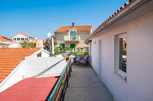 Apartment with Sea View image 10