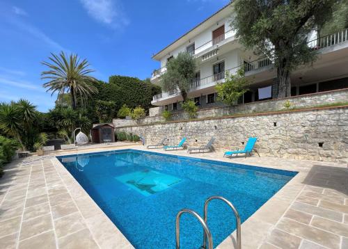 Villa l'Olivaie gîte à louer Saint-André-de-la-Roche