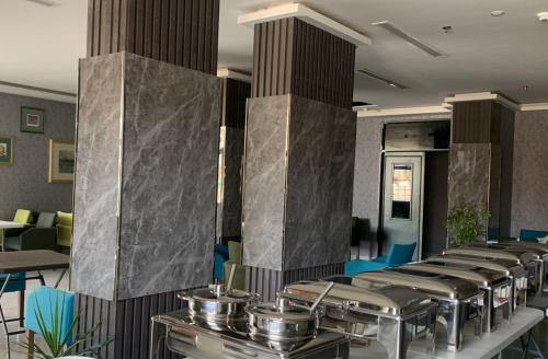 ห้องอาหาร, ws hotel  near สนามบินภูมิภาคตาบุก