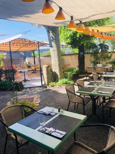 L'Auberge des Collines in Granges-les-Beaumont