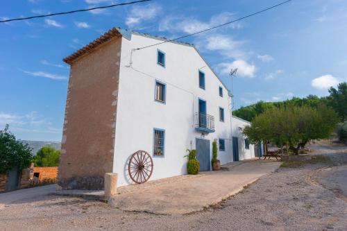 Bejárat, Masia Rural Canalisos in Adzaneta