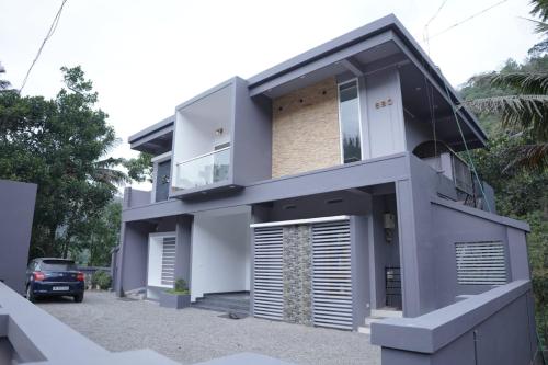 2 bedrooms, 4 beds