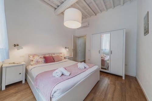 32 nero - Florence Apartment San Niccolò, Florencie