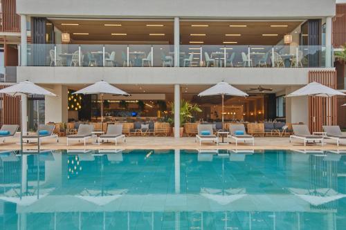 The Club Cala San Miguel Hotel Ibiza, Curio Collection by Hilton, Adults only