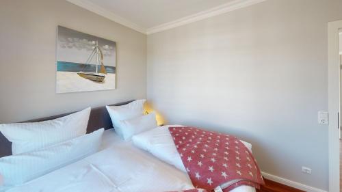 Apartment with Balcony image 5