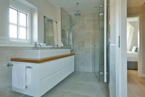 Holiday Home image 6