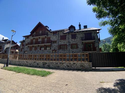 B31 - Urb. La Coma 3º - Villmor, Benasque
