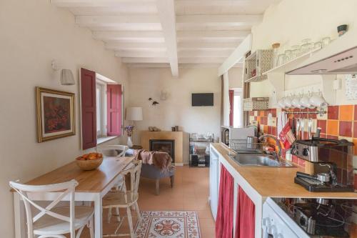 Cocina, Chao do Rio - Turismo de Aldeia in Seia