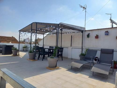  FLORIT FLATS - Traditional Valencian Townhouse in Catarroja in 46470 Catarroja