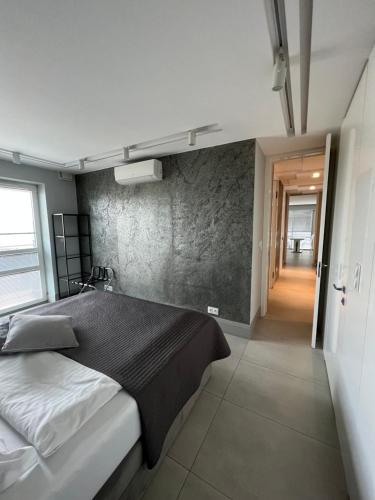 Platinum Towers Central Apartments - image 2