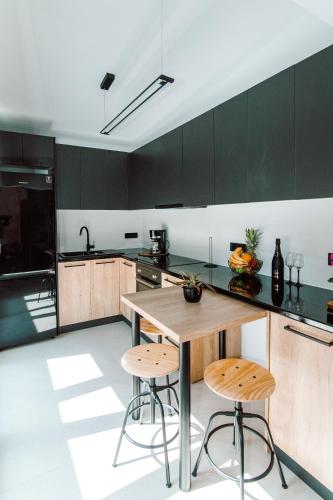 Andromahi Apartments & Suites 2