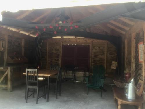 La Roulotte au Paradis in Chissey-sur-Loue