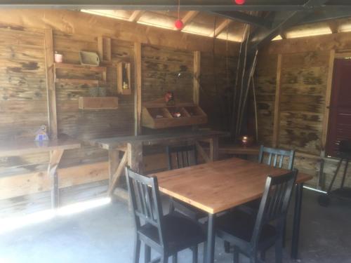 La Roulotte au Paradis in Chissey-sur-Loue