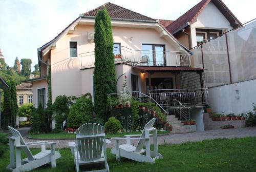 Flora Luxury House photo 2