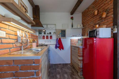 Studio apartman T and T in Razanac