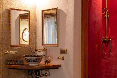 Superior Double Room image 4