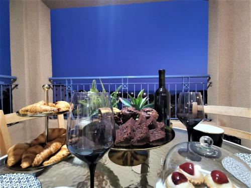 COSea Living: Seaside 2 Bedroom Flat Kings Palace 209 3