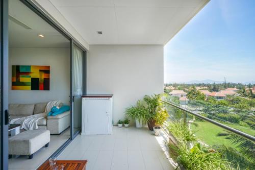 Vesta Art Suite 2 Bedrooms - The Ocean Villas Da Nang