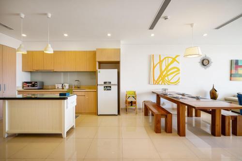 Vesta Art Suite 2 Bedrooms - The Ocean Villas Da Nang