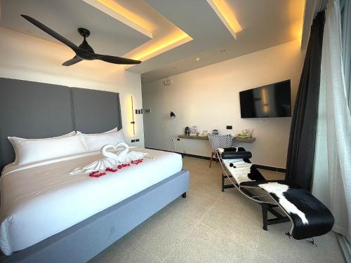 364384890 Epic Suites Bohol ADULTS ONLY