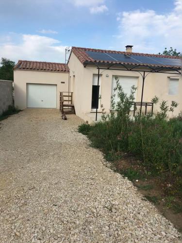 Viesnīcas āriene, studio neuf climatisé (studio neuf climatise) in Allegre-les-Fumades