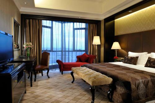 Executive King Room room in The COLI Hotel Shenzhen