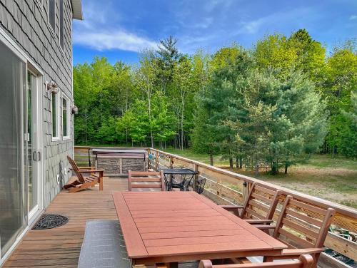 Kert, Whiteface Mountain Chalet in Wilmington