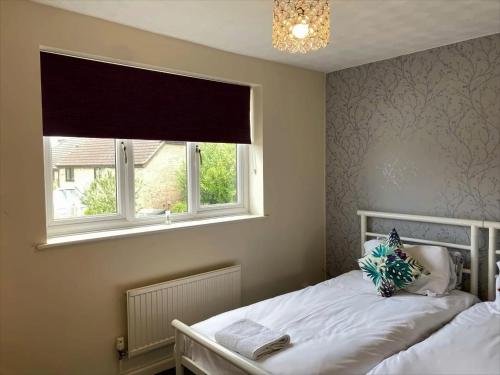 Picture of Exclusive Cambridge 4 Bed House With Free Parking, Garden And Sleeps 10