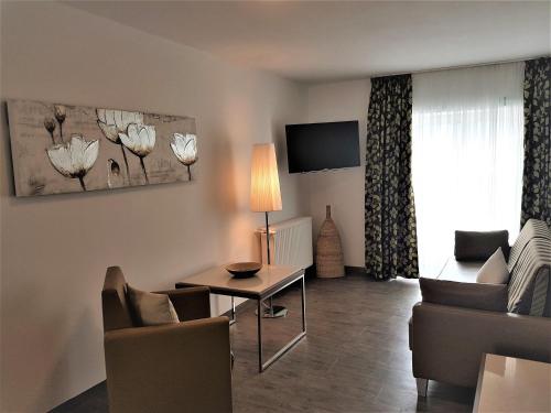 Hotel-Restaurant Pfälzer Hof - image 4