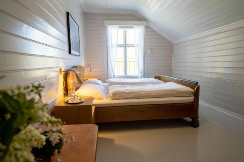 Sommerhotellet - image 2