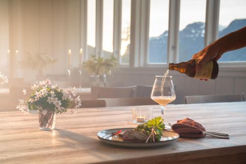 Їжа та напої, Sommerhotellet in Овре Ардал