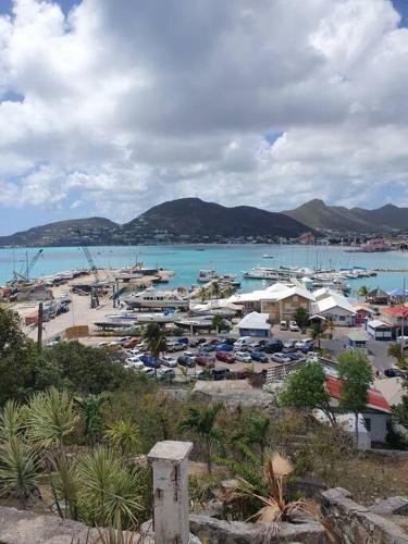 景色, The Aquila Villa in フィリップスバーグ