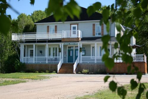 Auberge Presbytere Mont Lac-Vert