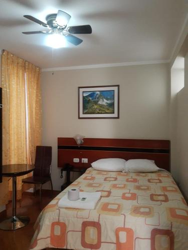 HOSTAL REAL CERRILLOS