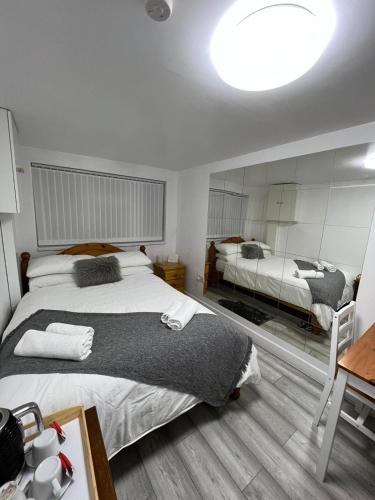 Dream Ensuite Rooms near Sheldon Country Park