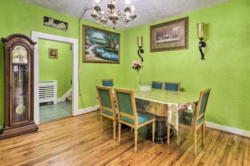 Spacious Tobyhanna Home and Guest Home 3 Mi to Lake in Tobyhanna, USA