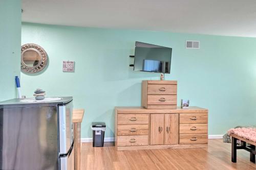 Soothing Studio with Lush Views 2 Mi to Beach! image