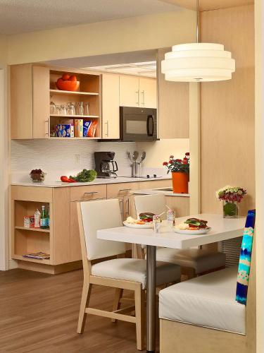 Sonesta ES Suites Flagstaff - image 6