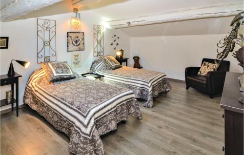 4 Bedroom Beautiful Home In Pont Saint Esprit