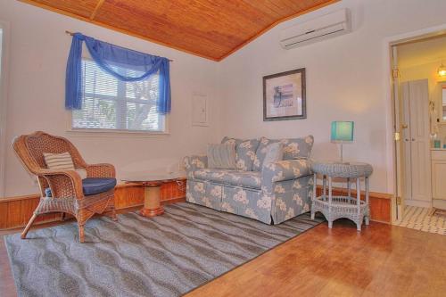 Crescent Beach Bungalow in St. Augustine, USA