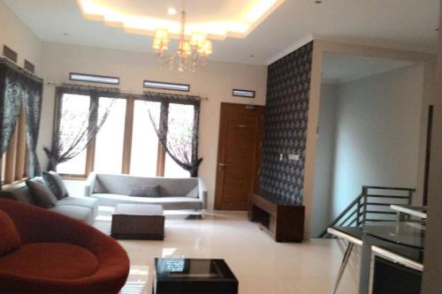 Nice house with modern furniture at Bandung Bandung