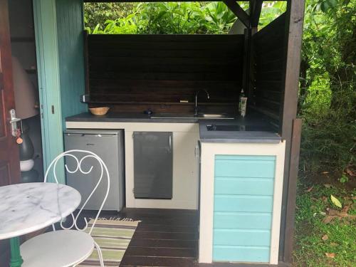 Charmant bungalow avec piscine in Saint-Joseph