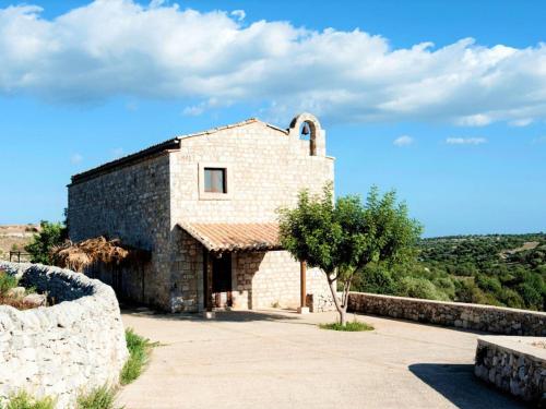  Appealing holiday home in Modica with shared garden in Modica