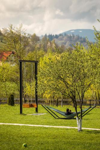 Green Resort Bran - image 13