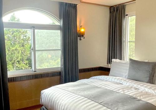 Chinshan Villa – Alishan, IL