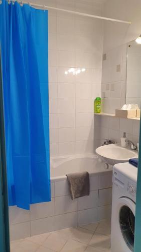 LakeView Apartments - image 4