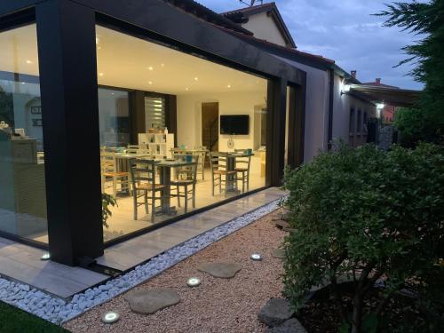 Instalaciones, Villa Myosotis in Mirano