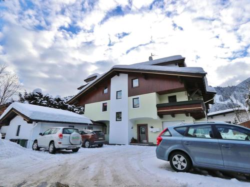  Comfortable Apartment in Kitzb hel with Garden, Pension in Kitzbühel