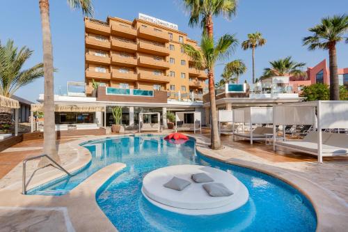 Marins Beach Club - Adults Only Hotel in Cala Millor